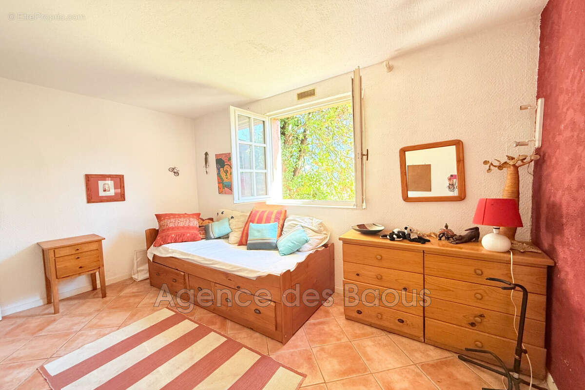 Maison à SAINT-JEANNET