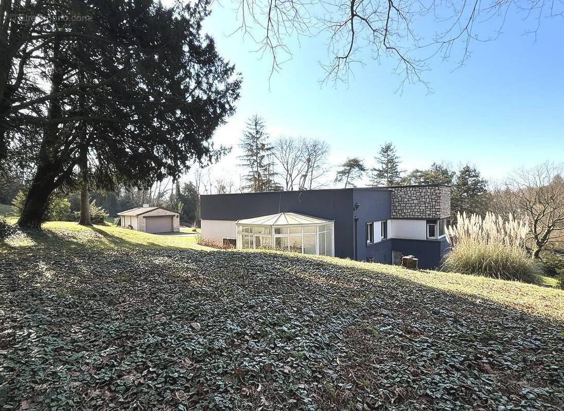 Maison à MONTLIGNON