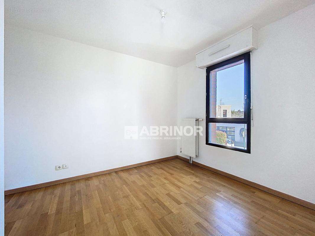 Maison à NEUVILLE-EN-FERRAIN