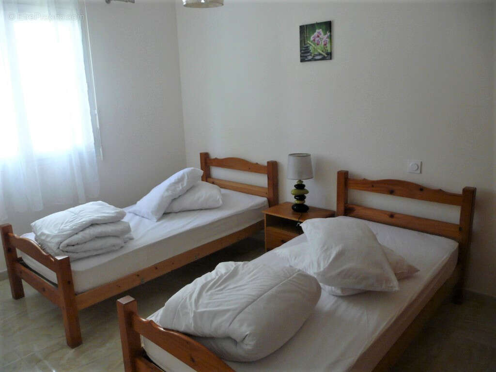 Maison à SAINT-LAURENT-DE-CERDANS