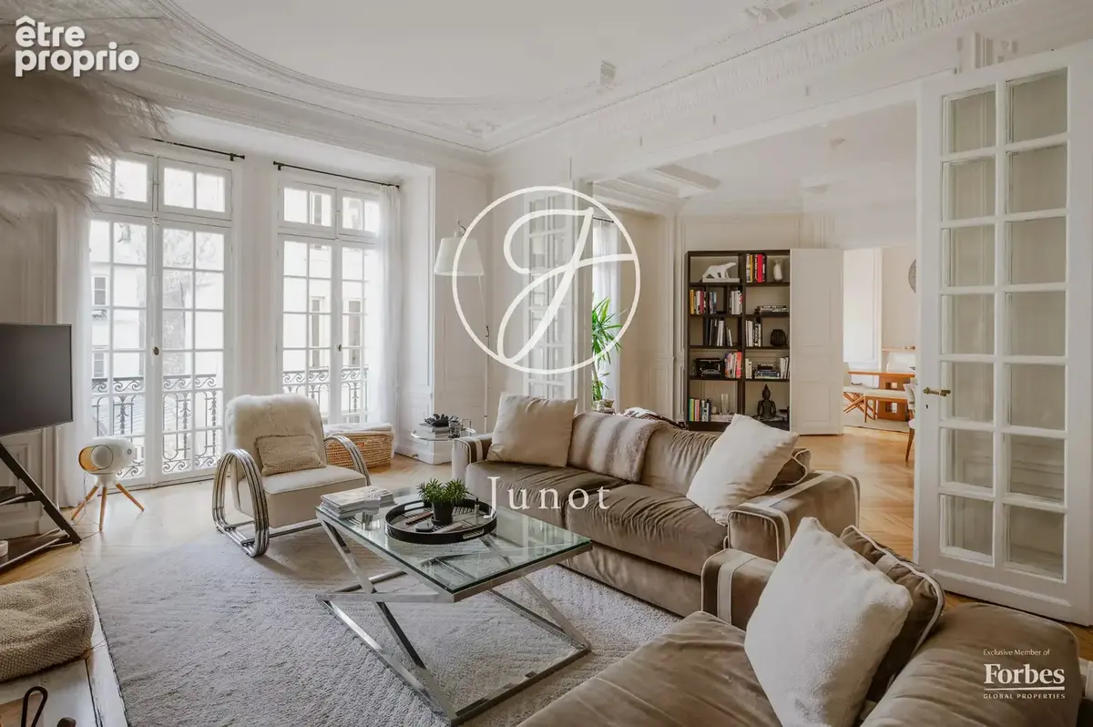 Paris 6e - DUGUAY-TROUIN / LUXEMBOURG - Appartement -  7 pièces - 192,75m² Carrez - 196,20m² au sol - 3 chambres - Triple récept - photo 2