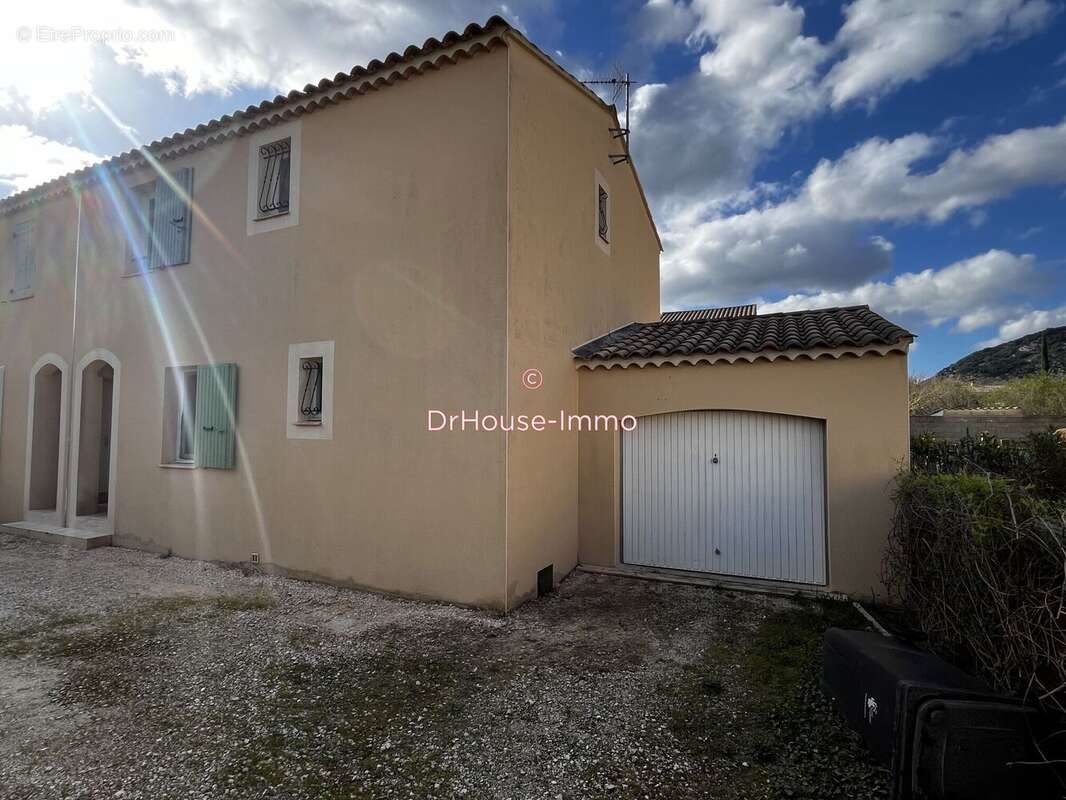 Maison 86 m² à Saint-Victor-La-Coste  - photo 7