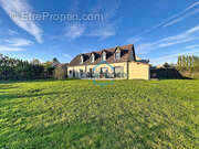 Maison à MORGNY-LA-POMMERAYE