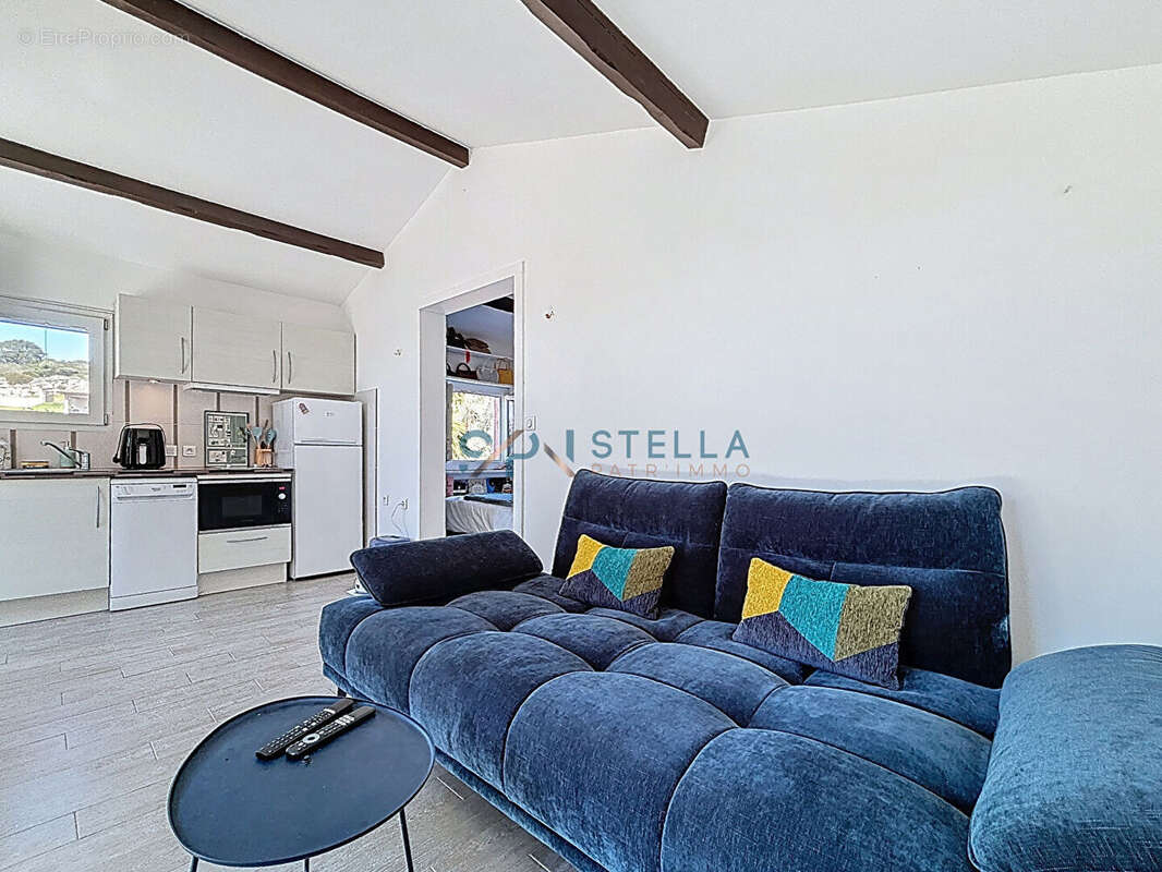 Maison avec dépendances et piscine - photo 10