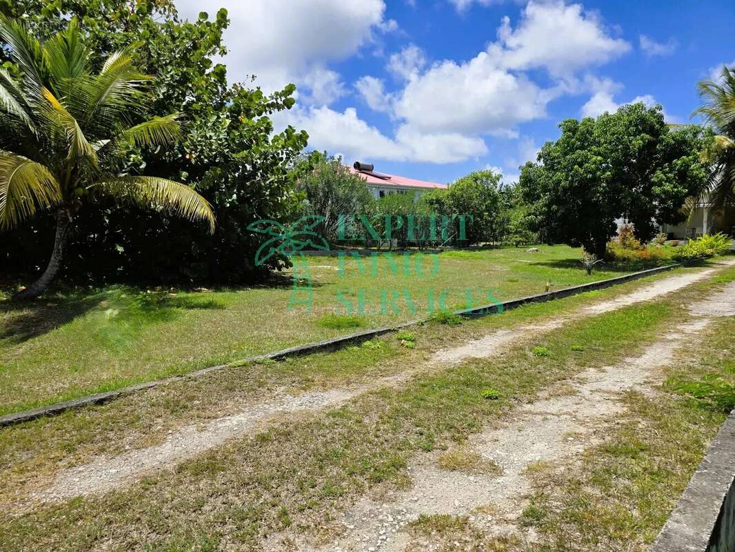 Maison à CAPESTERRE-DE-MARIE-GALANTE