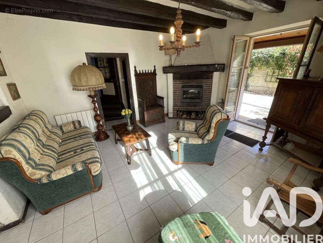 Maison 90 m² à Bannost-Villegagnon  - photo 6