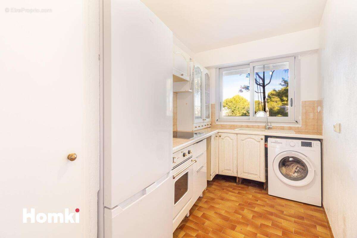 Appartement à MARSEILLE-8E