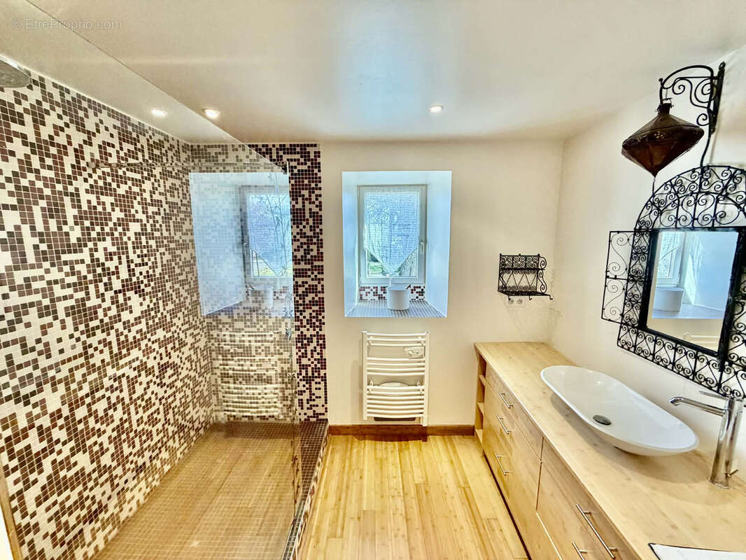 Maison à BERGONNE