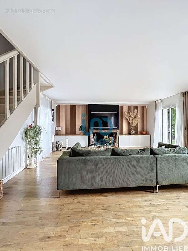 Photo 3 - Maison à MONTEVRAIN