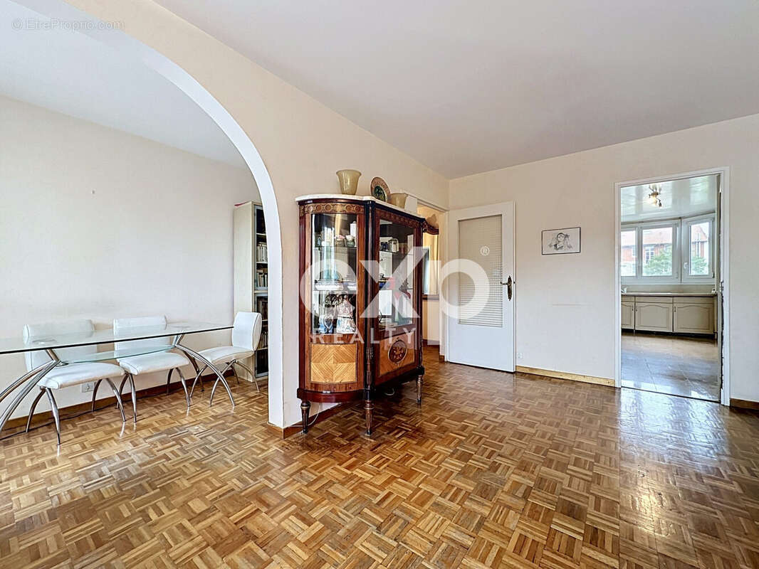 Appartement à SAINT-DENIS