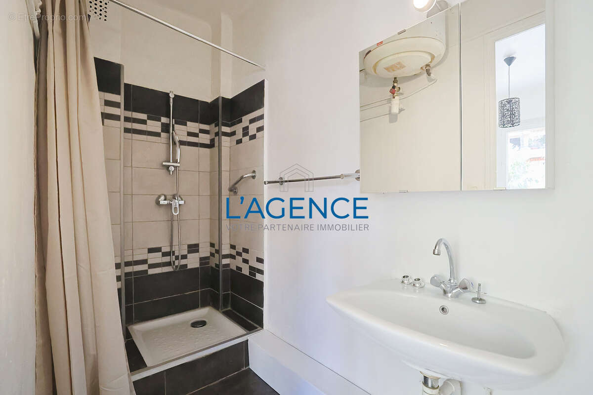 Appartement à HYERES