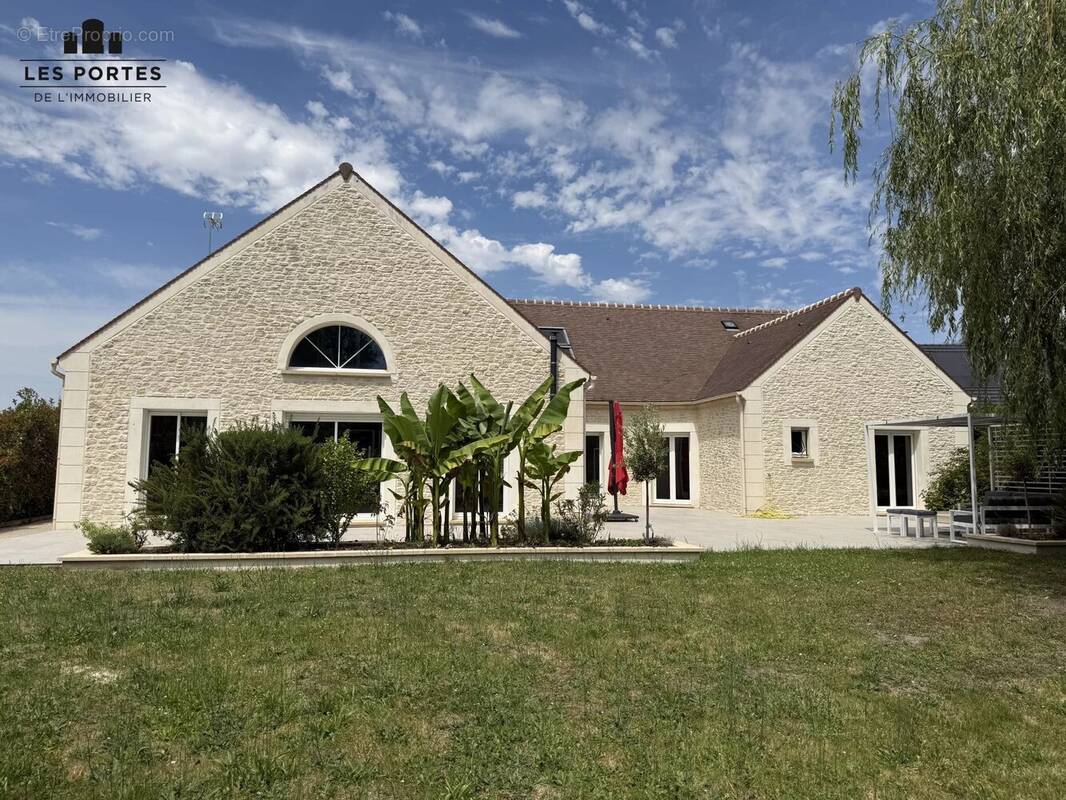 Maison à MILLY-LA-FORET