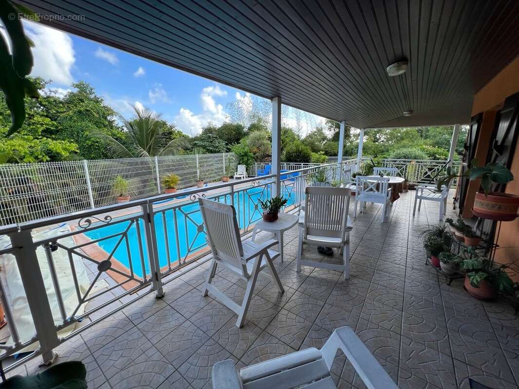 Maison à LA TRINITE