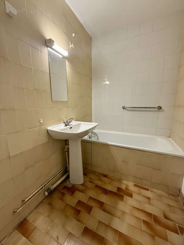 Carry le rouet , résidence le Mas, apparement T2, parking privatif , terrasse - photo 4