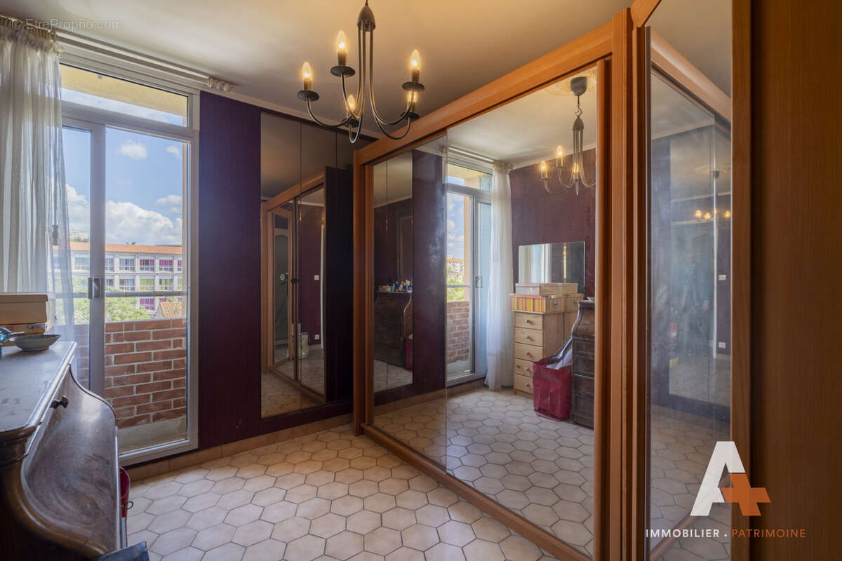 Appartement à MARSEILLE-15E