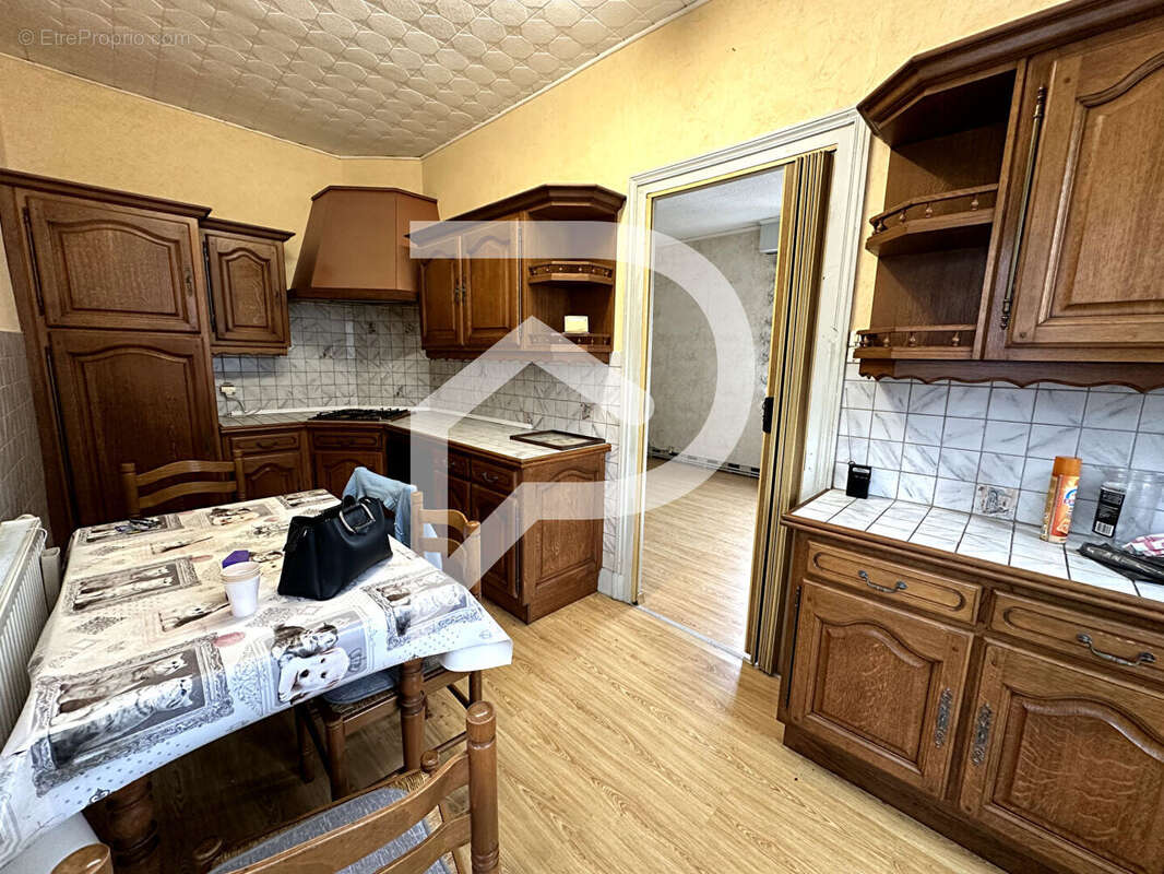 Maison à LE CATEAU-CAMBRESIS