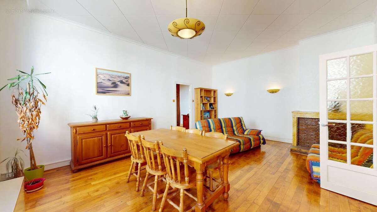 T2 – 63 m² – Lyon 1er –Prox Boulevard Croix Rousse - photo 4
