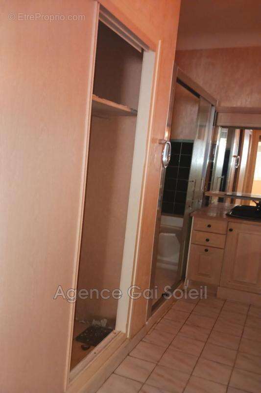 Maison à NISSAN-LEZ-ENSERUNE