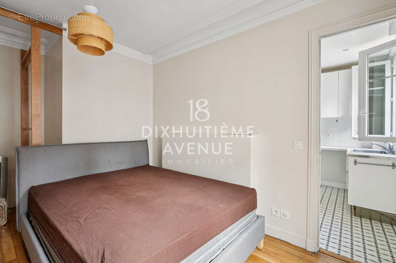 Appartement à PARIS-18E