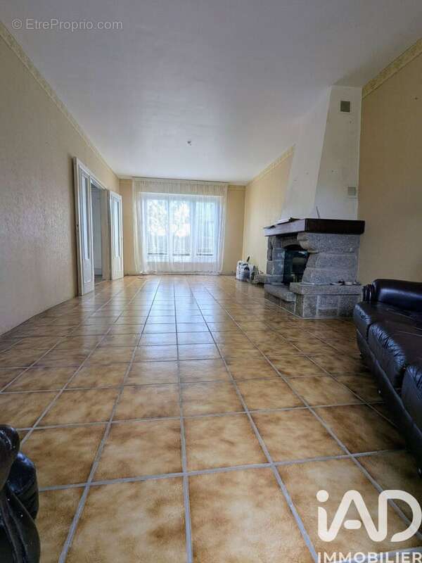 Photo 8 - Maison à LANDEVANT