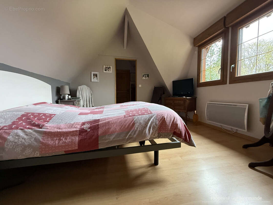 Maison à CORMEILLES