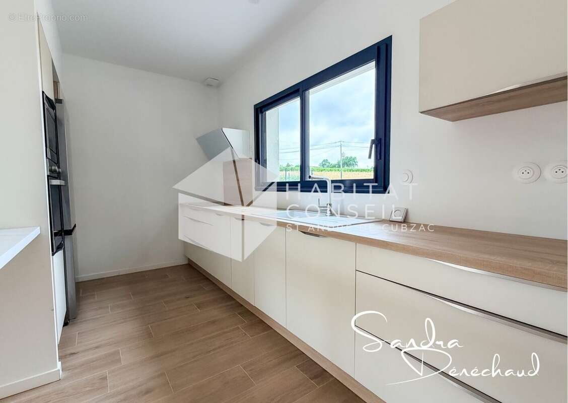Maison 107 m² à Plassac  - photo 3