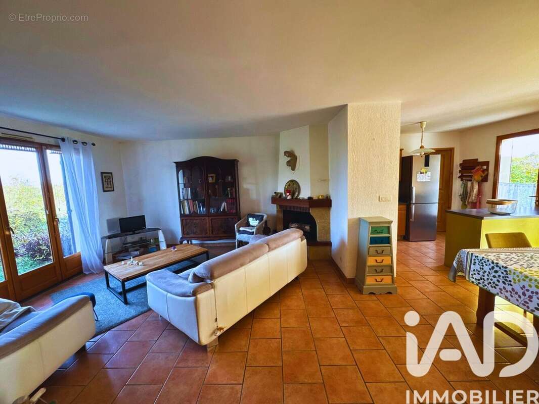 Photo 4 - Maison à DONZY