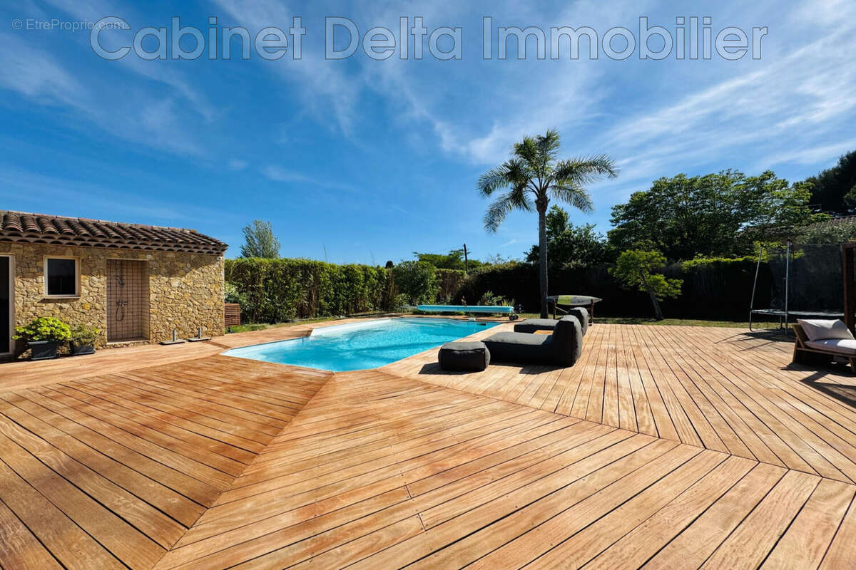 Maison à SANARY-SUR-MER