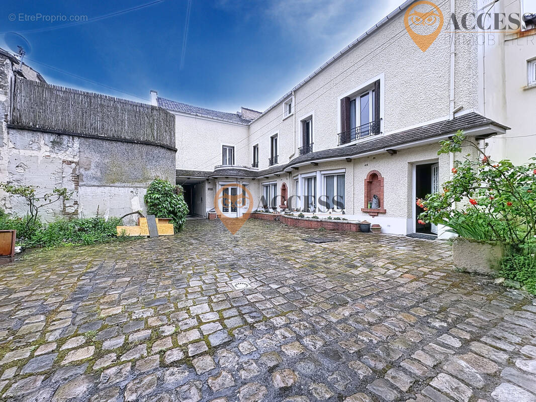 Maison à GROSLAY