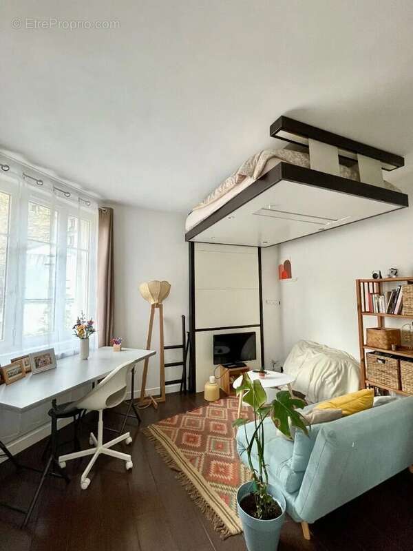 Appartement à PARIS-20E