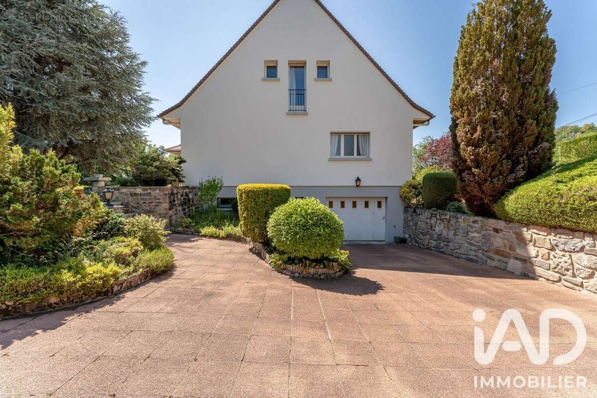 Maison 243 m² à Fontenoy  - photo 4