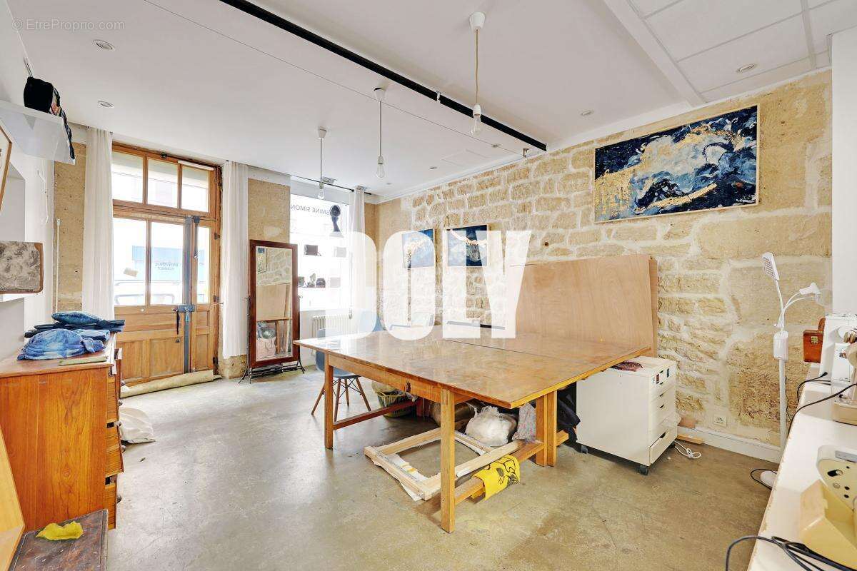 Appartement à PARIS-11E