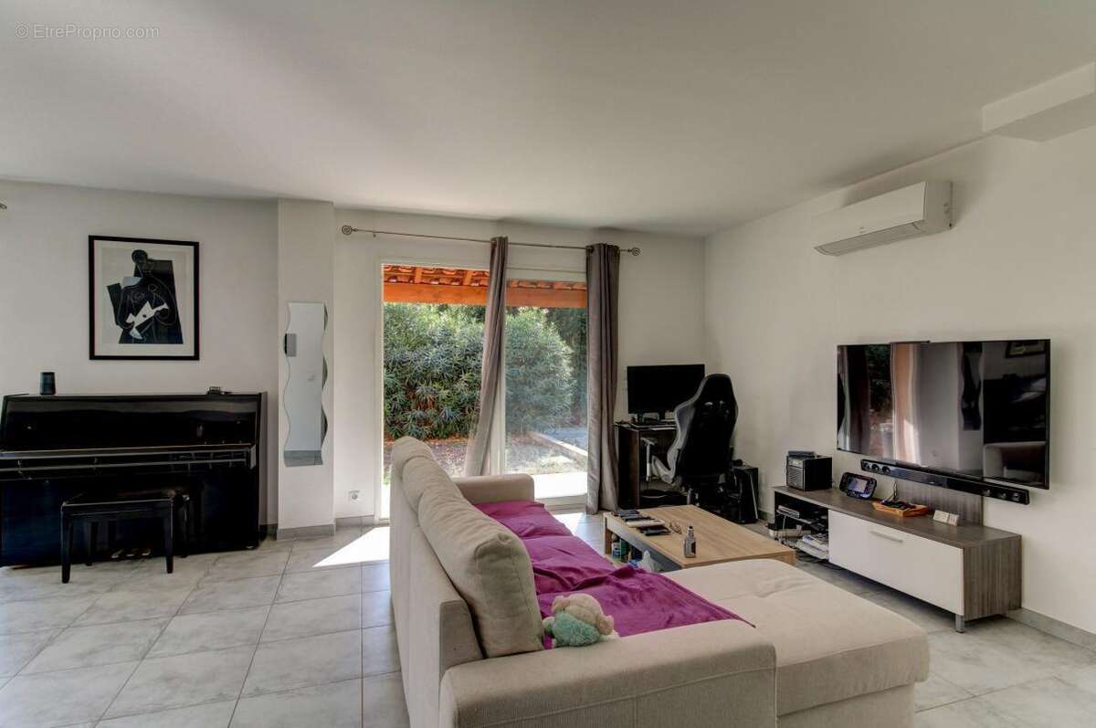 Maison à SAINT-MARTIN-DU-VAR