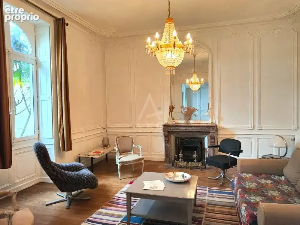 DURTAL  Élégante maison de maître au pied du château, avec accès au Loir - photo 6