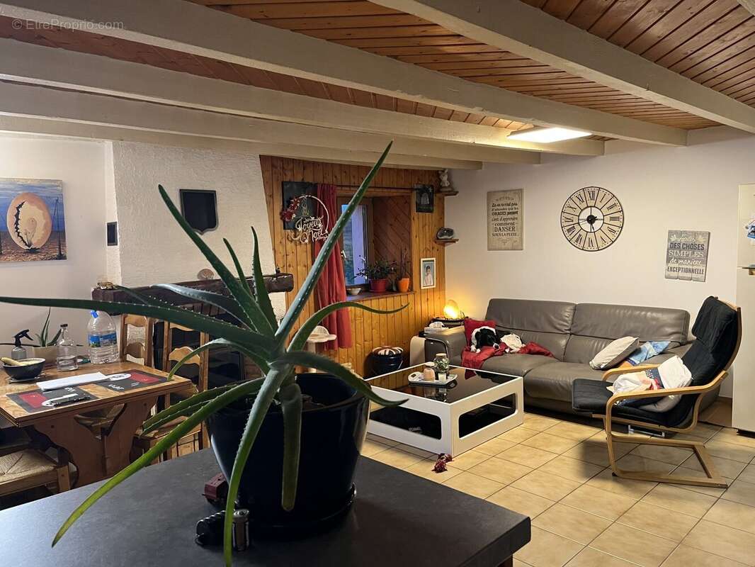 Maison à LOYAT