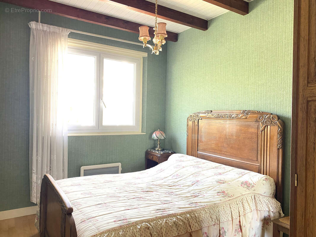 Maison à BAZOCHES-SUR-LE-BETZ