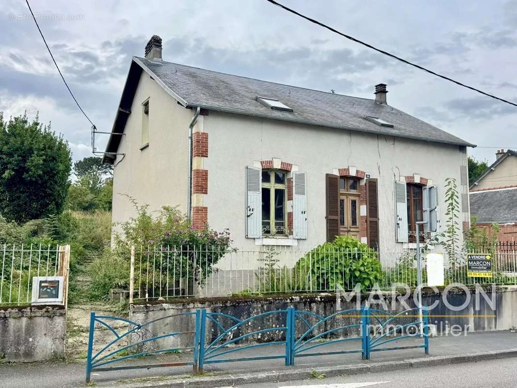 Maison à GUERET