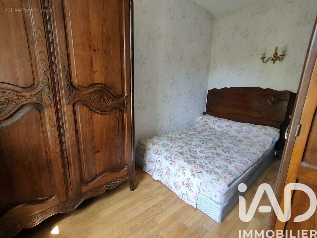 Maison 60 m² à Saint-Georges-De-La-Couee  - photo 4