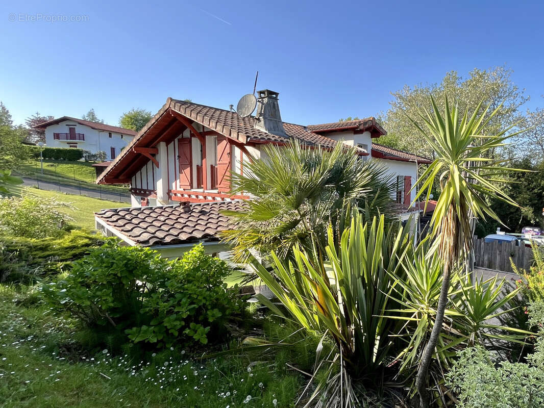 Maison à MOUGUERRE
