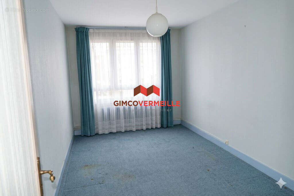 Appartement à RUEIL-MALMAISON