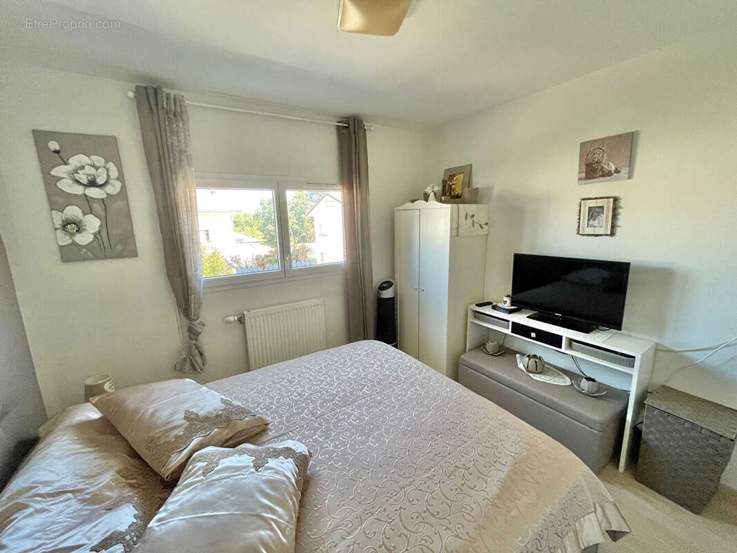 Maison à L'ISLE-D'ABEAU