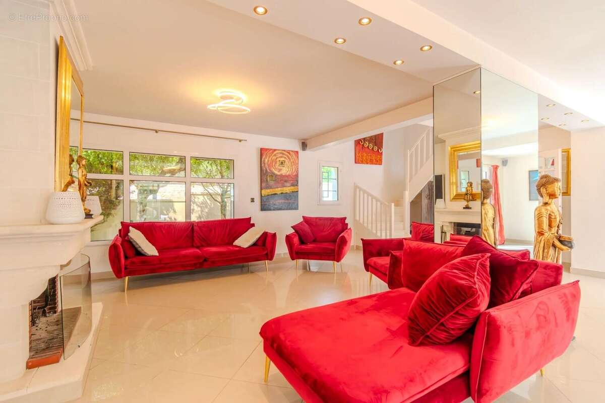 Maison à MONTMORENCY