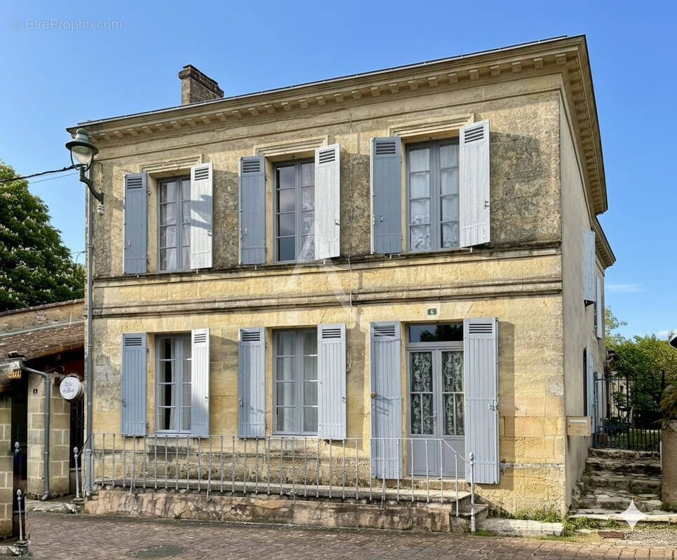 Maison à BLAYE