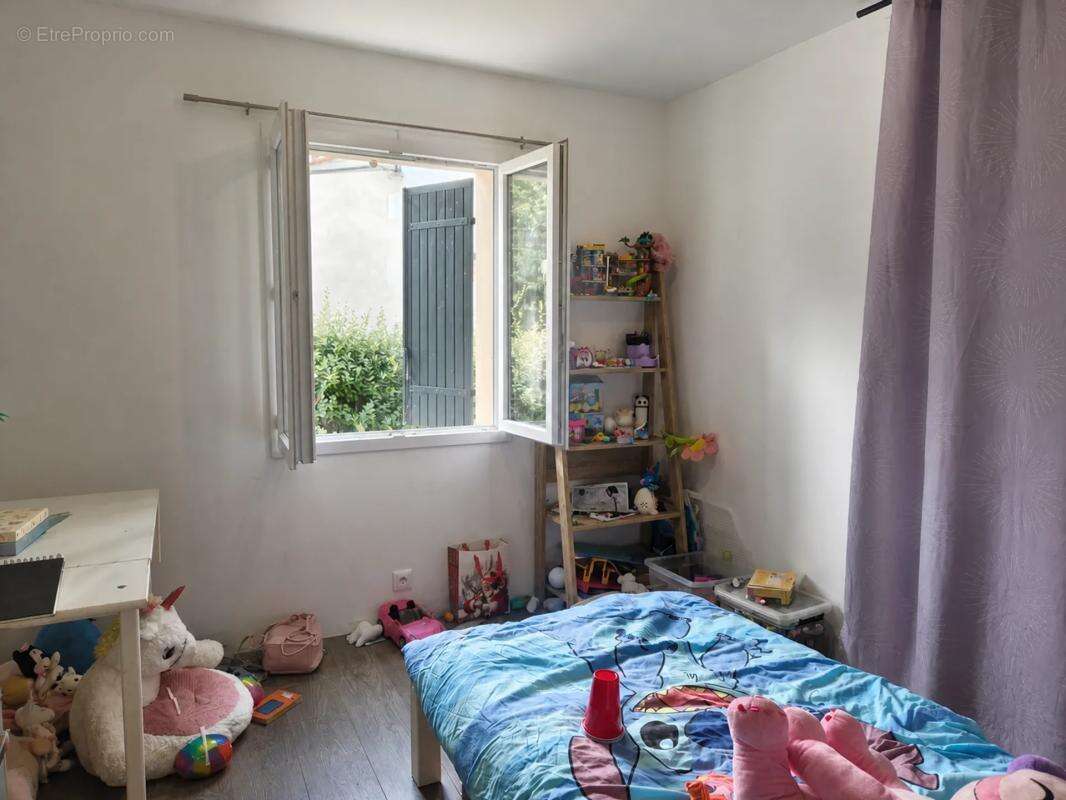Maison de 5 pièces de 100 m² à Mainxe-Gondeville - photo 5
