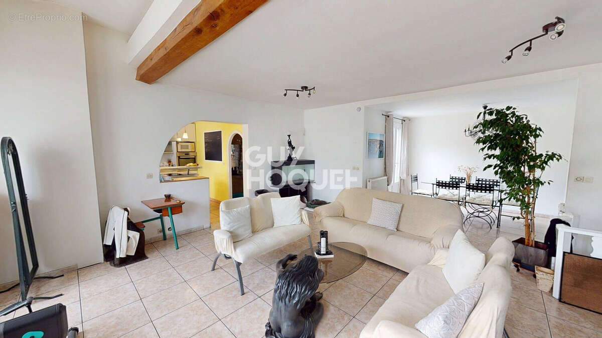 Maison à LES PAVILLONS-SOUS-BOIS