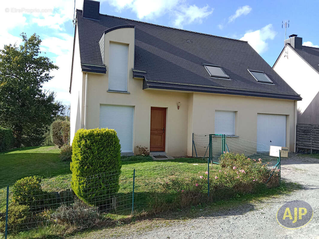 Maison à PLECHATEL