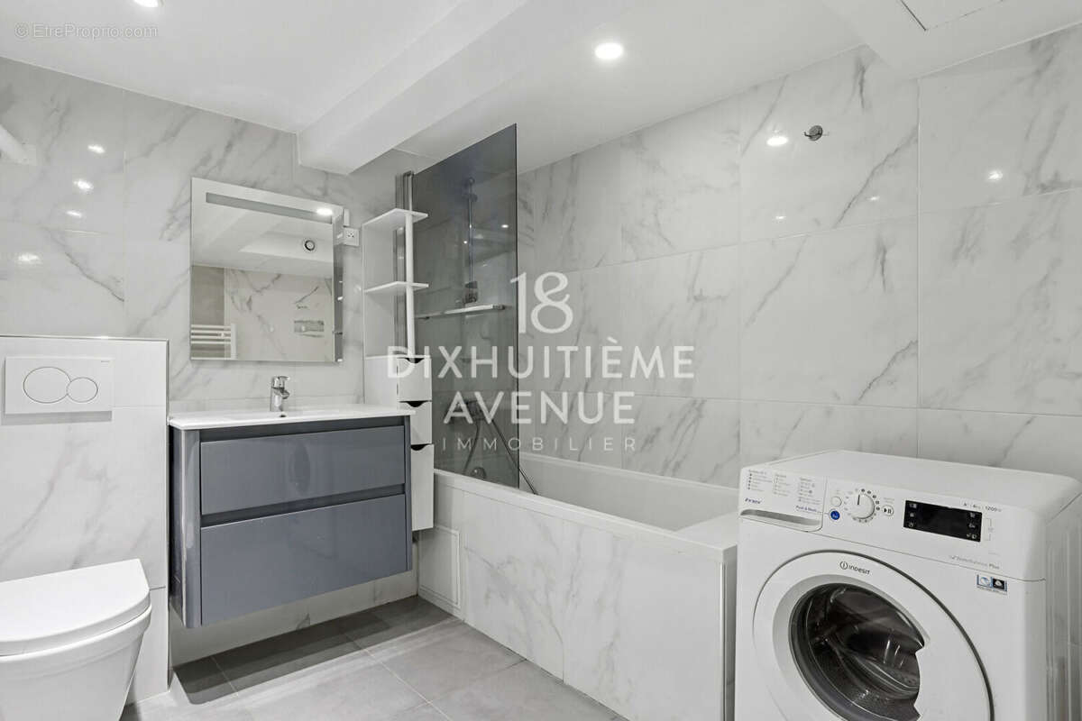 Appartement à PARIS-18E