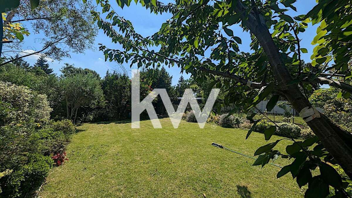 Maison à DEUIL-LA-BARRE