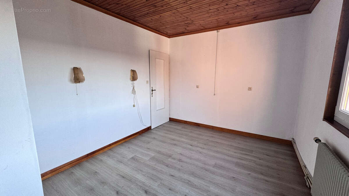 Maison à CALONNE-RICOUART