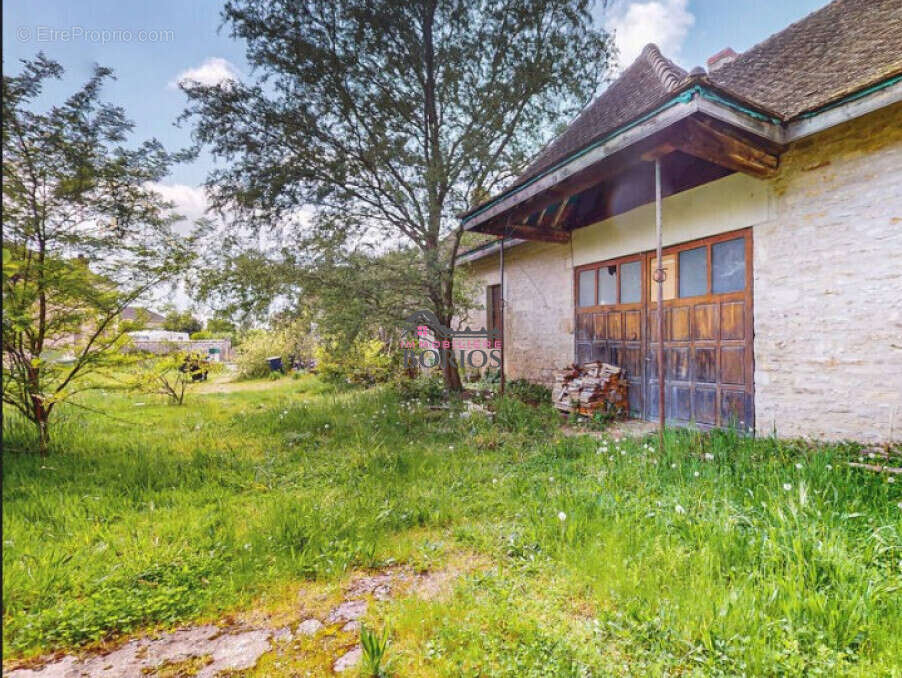 Maison à SAINT-MARCEL